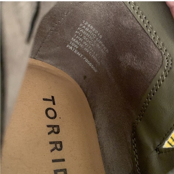 Torrid V-Cut Detail Taupe Vegan Suede Ankle Bootie Wide Width Size 10W - Picture 7 of 7